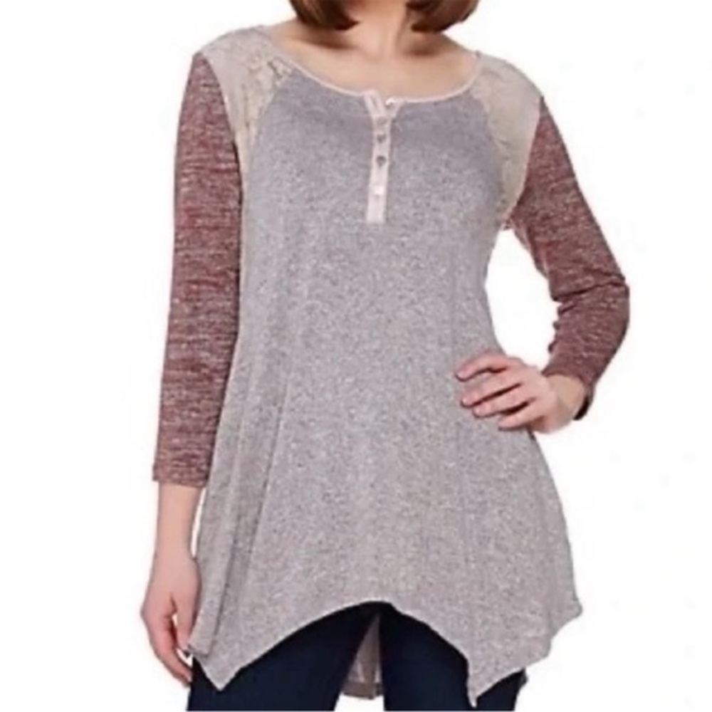 LOGO Lori Goldstein space dye floral lace sharkbite hem tunic Pink size Large
